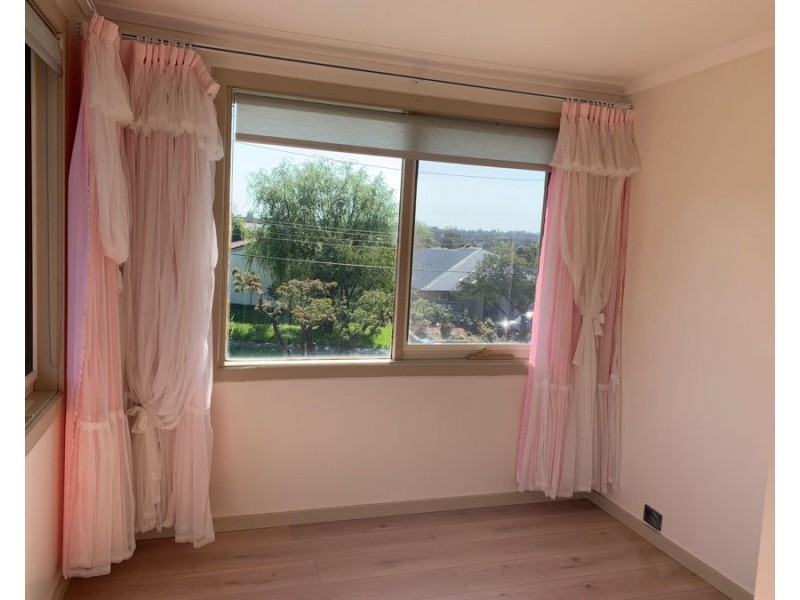 2 Bellbird Drive, Wantirna VIC 3152