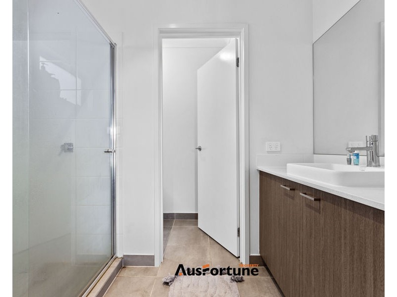 19 Donahue St, Truganina VIC 3029