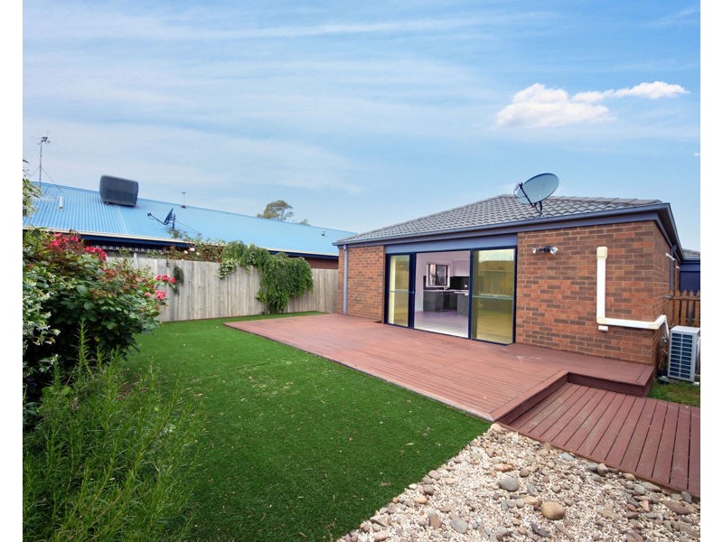 2 Edgevale Way, Tarneit VIC 3029