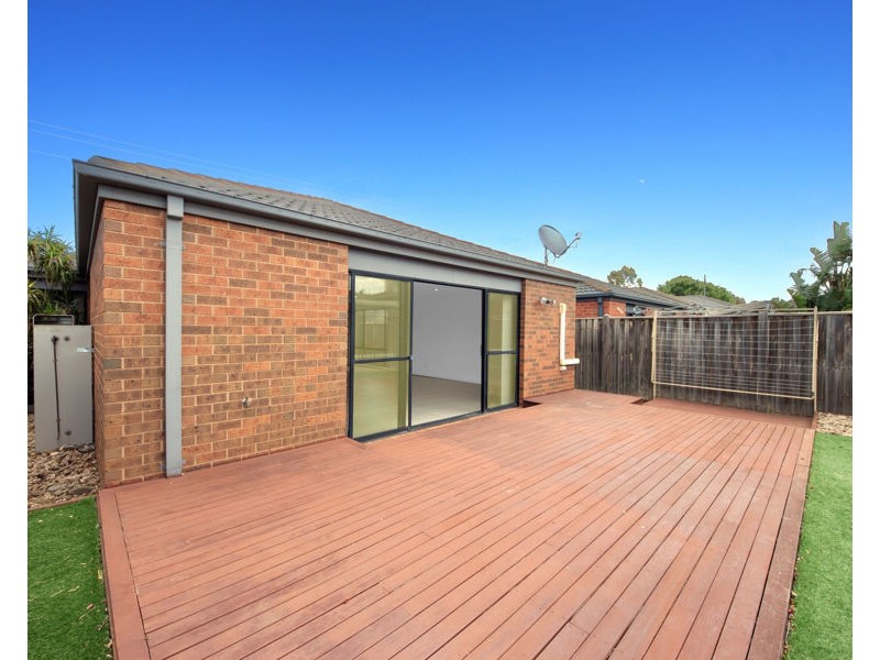 2 Edgevale Way, Tarneit VIC 3029