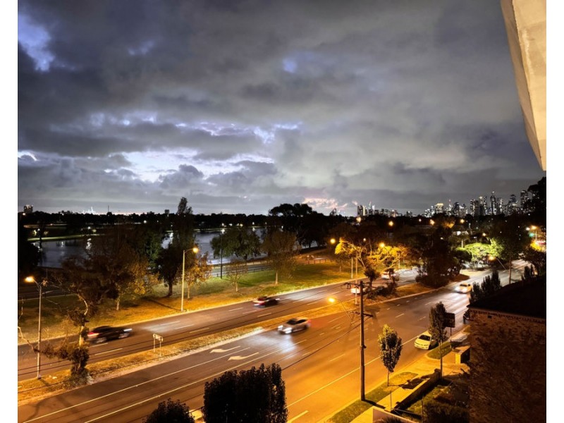 405/77 Queens Road, Melbourne VIC 3004