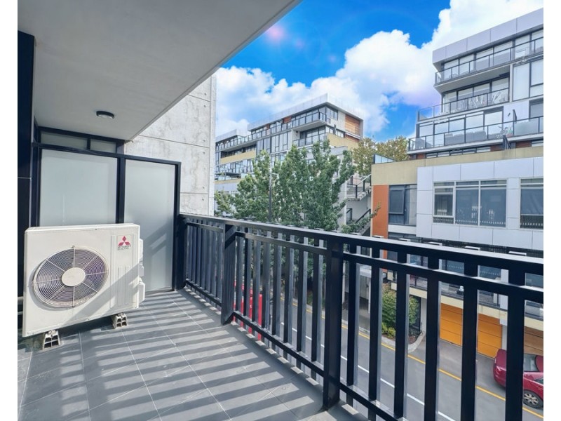 202/30 La Scala Avenue, Maribyrnong VIC 3032