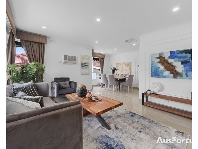 11 Myoora Drive, Mooroolbark VIC 3138