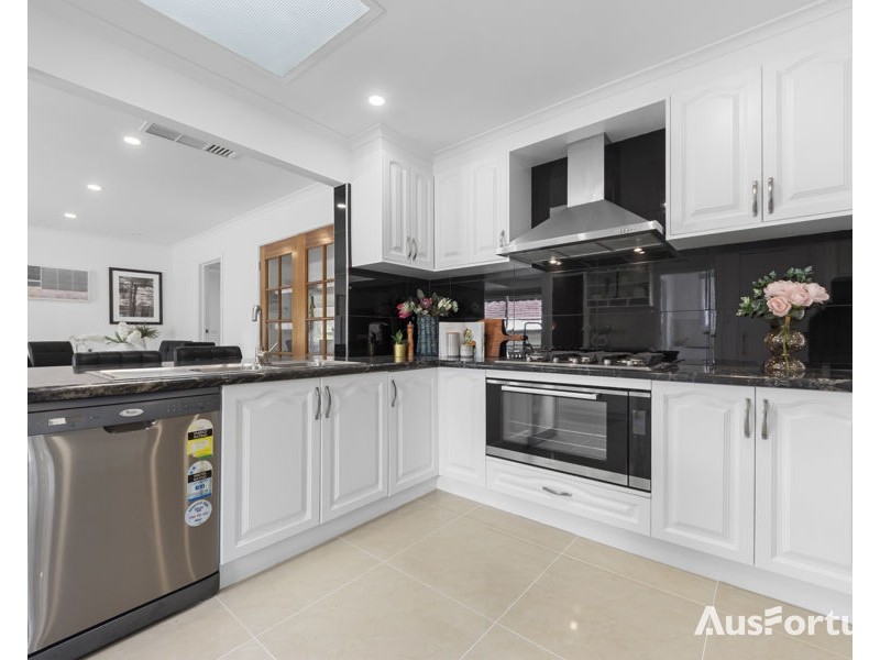 11 Myoora Drive, Mooroolbark VIC 3138
