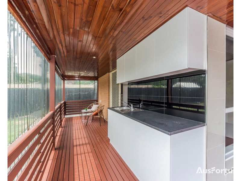 11 Myoora Drive, Mooroolbark VIC 3138