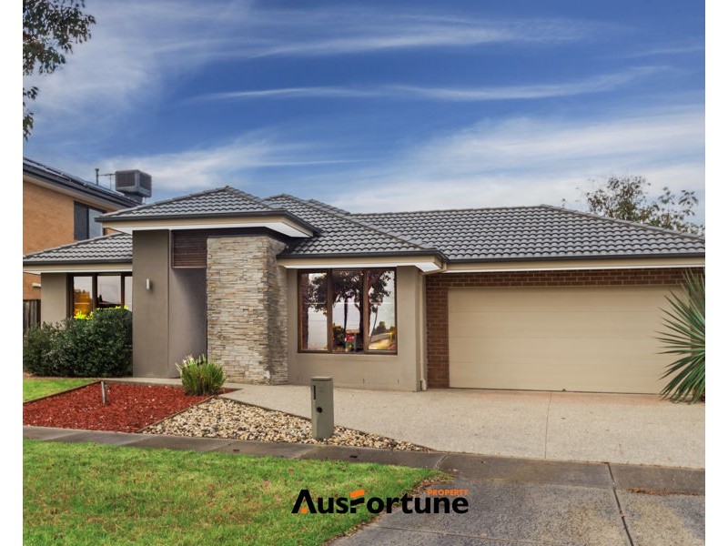 8 Pintail Street, Williams Landing VIC 3027