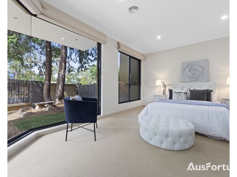 6/2 Sandlewood Lane, Point Cook VIC 3030