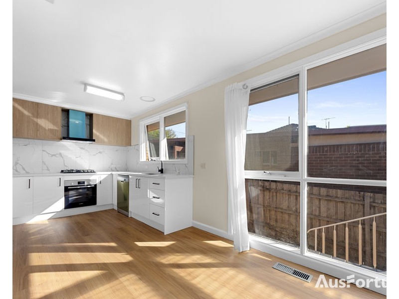 6 Beetham Parade, Rosanna VIC 3084