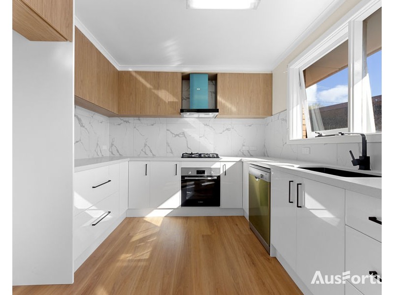 6 Beetham Parade, Rosanna VIC 3084
