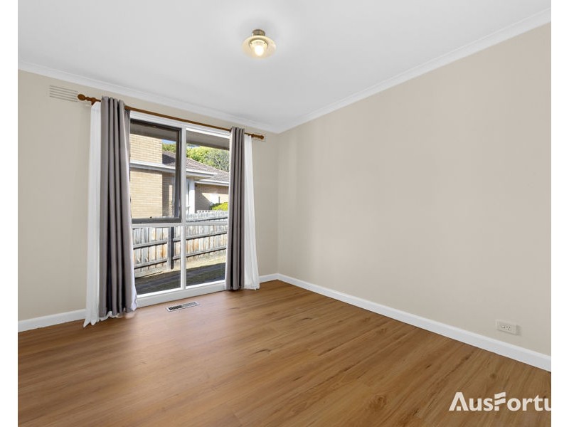 6 Beetham Parade, Rosanna VIC 3084