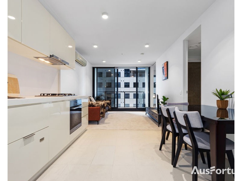 1103/33 Mackenzie Street, Melbourne VIC 3000
