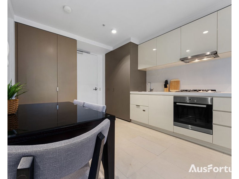 1103/33 Mackenzie Street, Melbourne VIC 3000