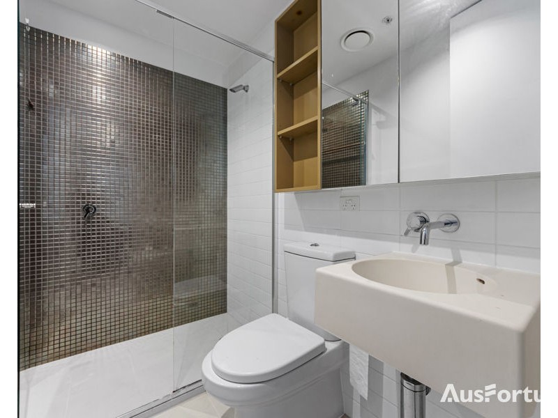 1103/33 Mackenzie Street, Melbourne VIC 3000
