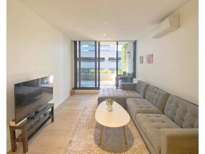 111/77 Queens Road, Melbourne VIC 3000
