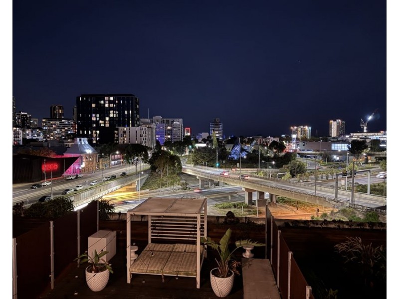 504/152 STURT STREET, Southbank VIC 3006