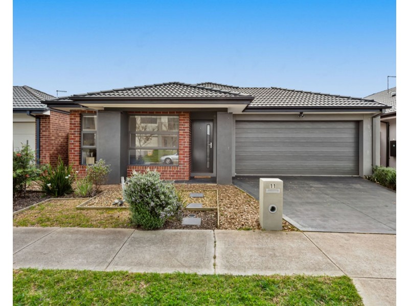 11 Postema Drive, Point Cook VIC 3030
