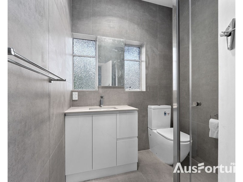 3 Thorburn Street, Hampton VIC 3188