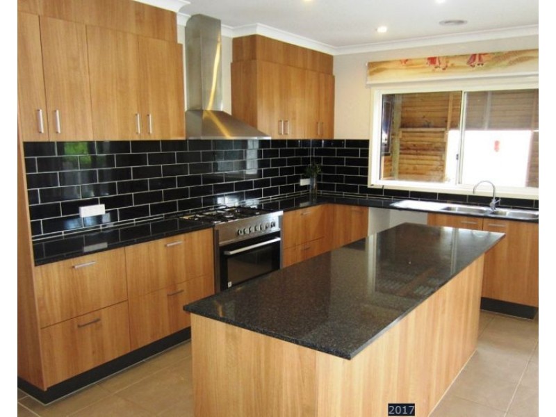 31 Queens Gardens, Bundoora VIC 3083