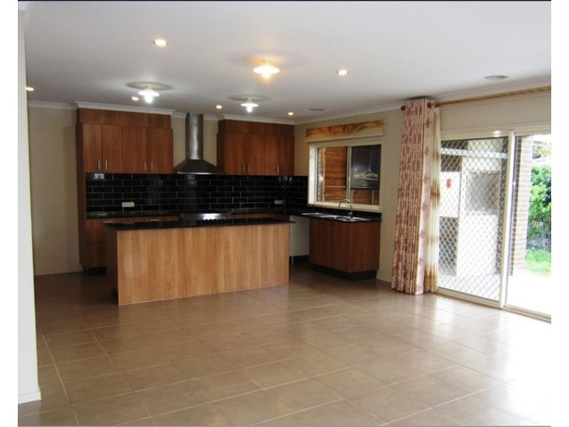 31 Queens Gardens, Bundoora VIC 3083