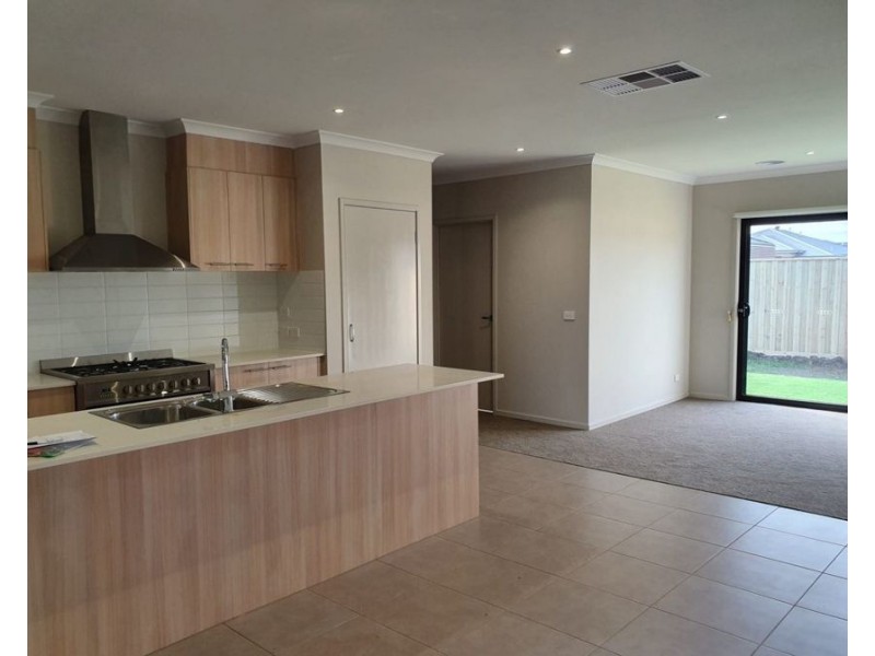 50 Europe St, Truganina VIC 3029