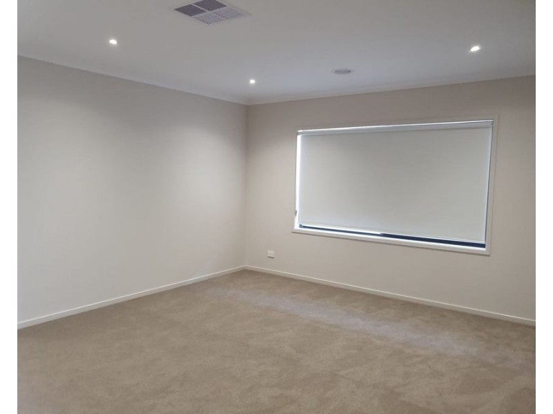 50 Europe St, Truganina VIC 3029