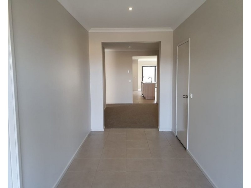 50 Europe St, Truganina VIC 3029