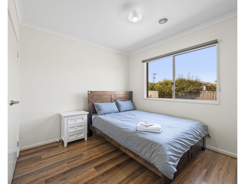 6 Claydon Grove, Truganina VIC 3029