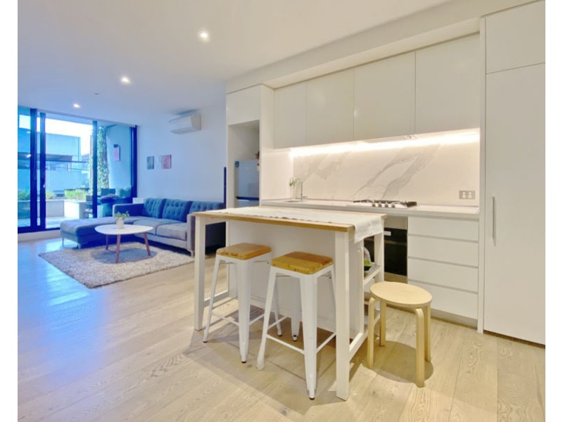 111/77 Queens Road, Melbourne VIC 3000