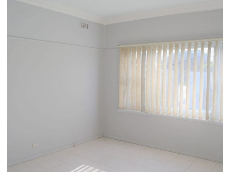 7 Mahoneys Road, Reservoir VIC 3073