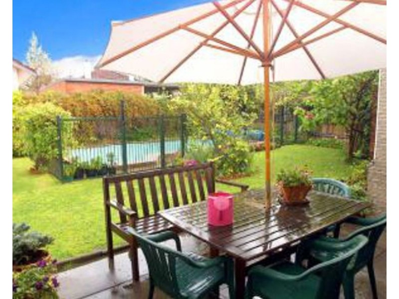 8 Swinburne Ave, Hawthorn VIC 3122