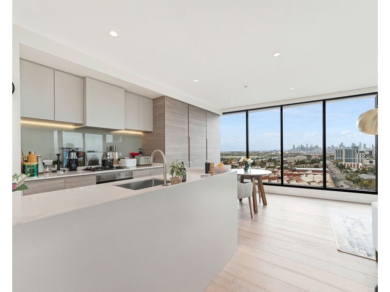 1007/188 Ballarat road, Footscray VIC 3011