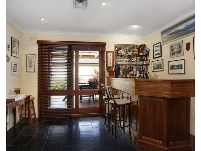 4 Bluegum Avenue, Wheelers Hill VIC 3150