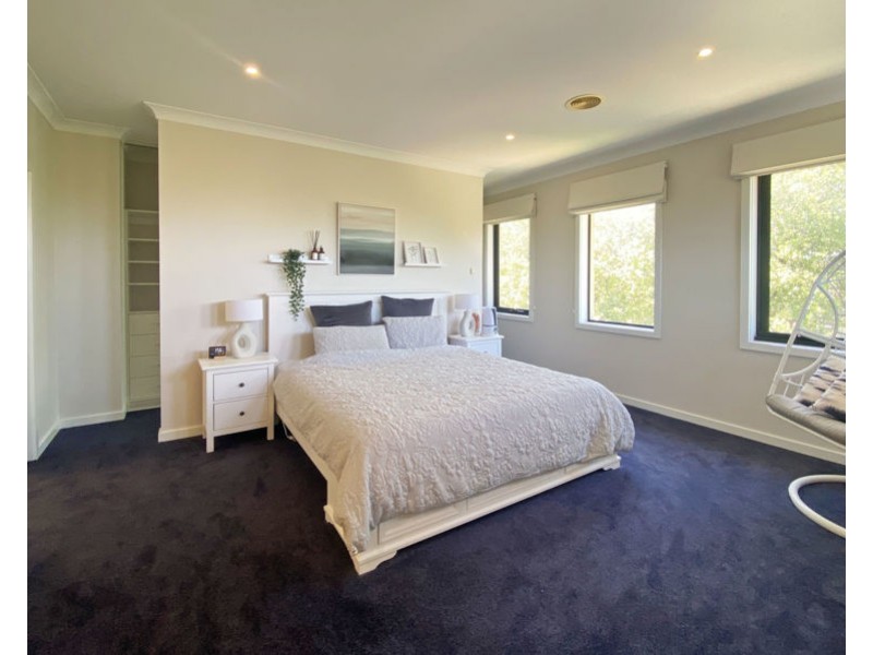 9 Juniper Ave, Point Cook VIC 3030
