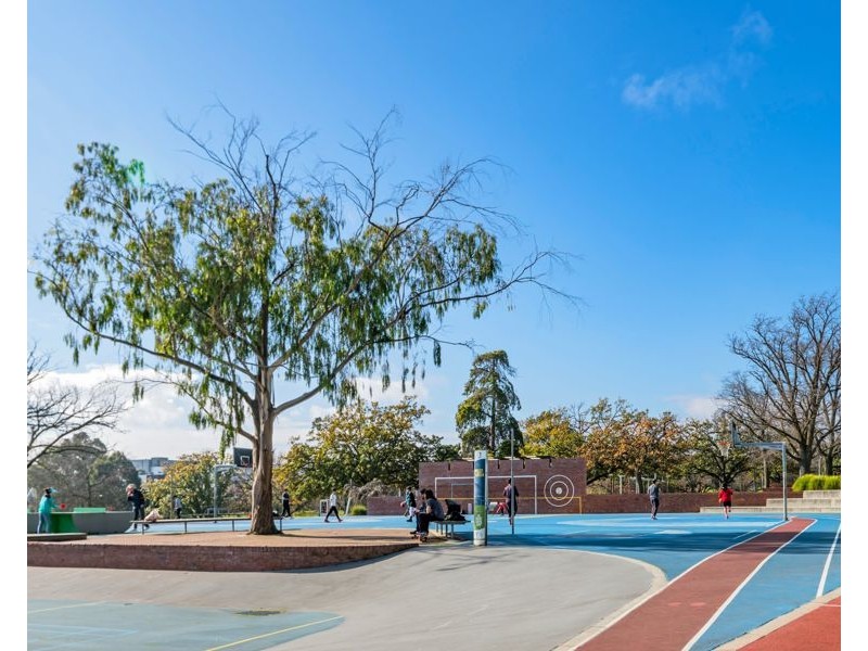 512 Station Street, Box Hill VIC 3128