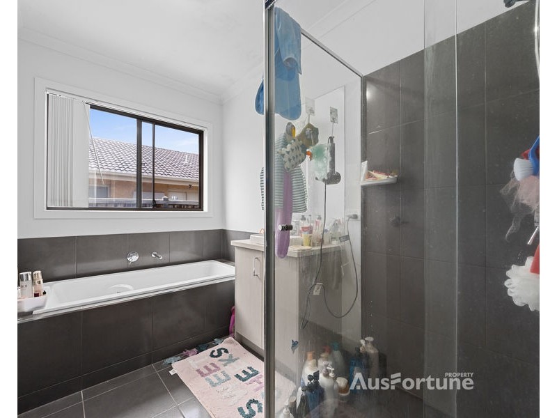 3 Yarkon Way, Point Cook VIC 3030