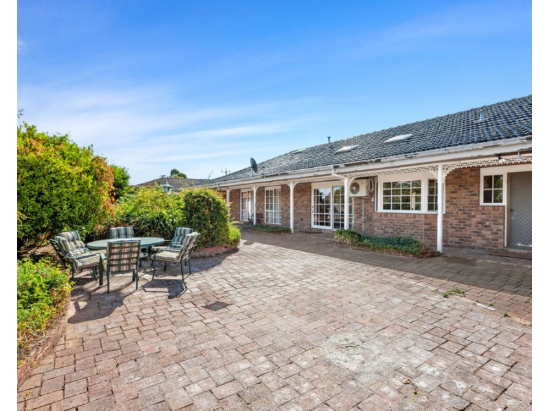 156-158 Mcfees Rd, Dandenong North VIC 3175
