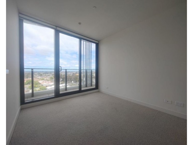 910 /188 Ballarat Road, Footscray VIC 3011