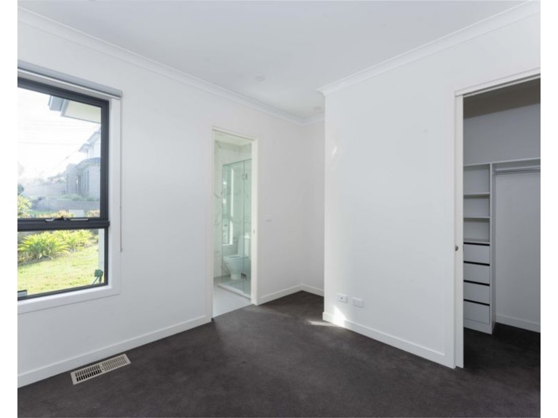 19 talbett Street, Burwood VIC 3125