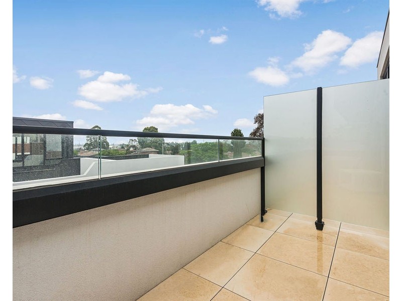 212/9 Renver Road, Clayton VIC 3168