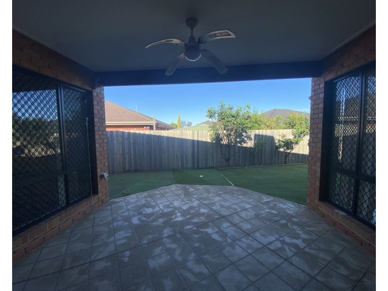 14 Dusky Crescent, Tarneit VIC 3029