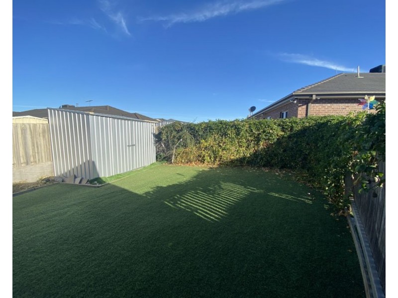 14 Dusky Crescent, Tarneit VIC 3029