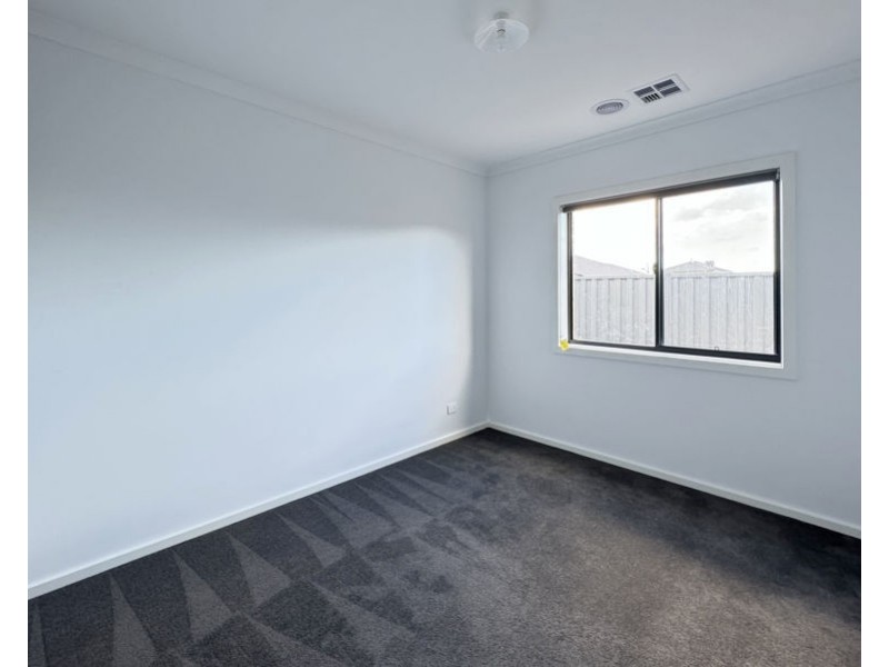 5 yellowstone Drive, Truganina VIC 3029