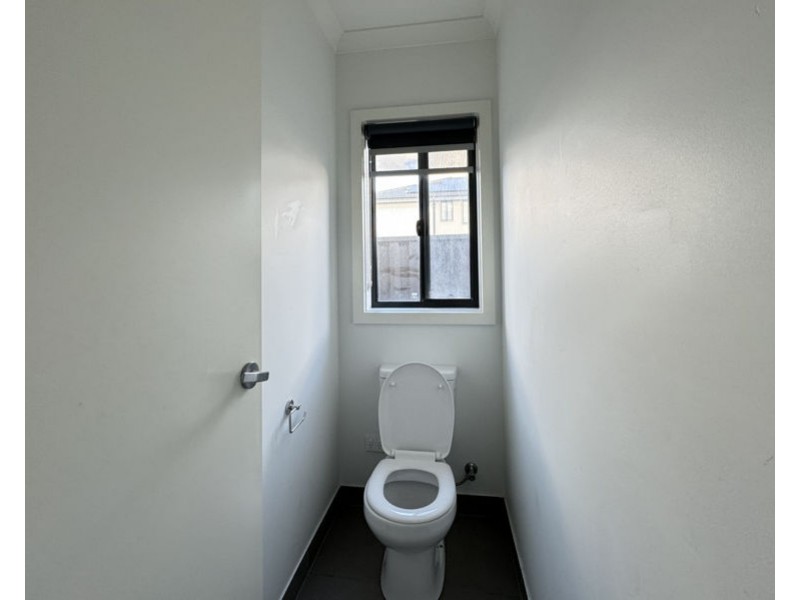 5 yellowstone Drive, Truganina VIC 3029