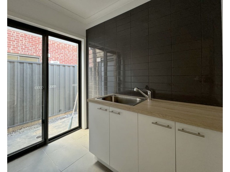 5 yellowstone Drive, Truganina VIC 3029