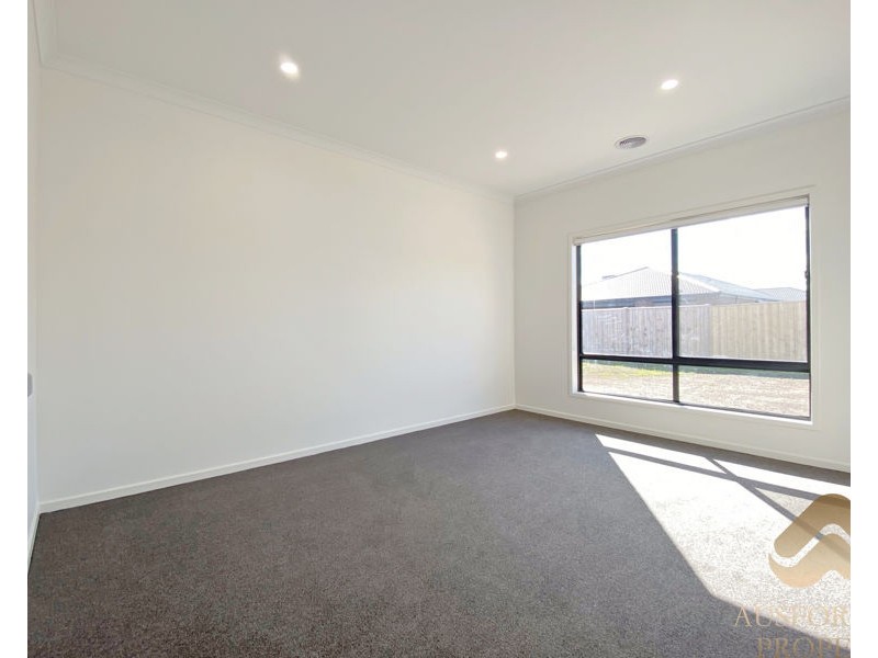 54 Europe St, Truganina VIC 3029