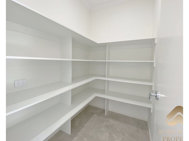 54 Europe St, Truganina VIC 3029