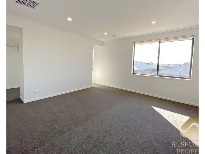 54 Europe St, Truganina VIC 3029