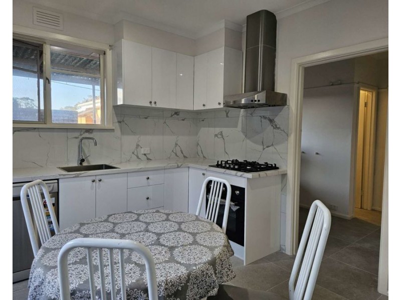 75 Vanbrook St, Forest Hill VIC 3131