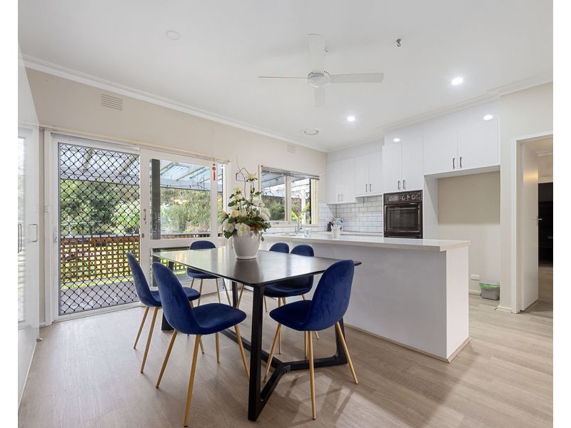 5 Glenfern Road, Ferntree Gully VIC 3156