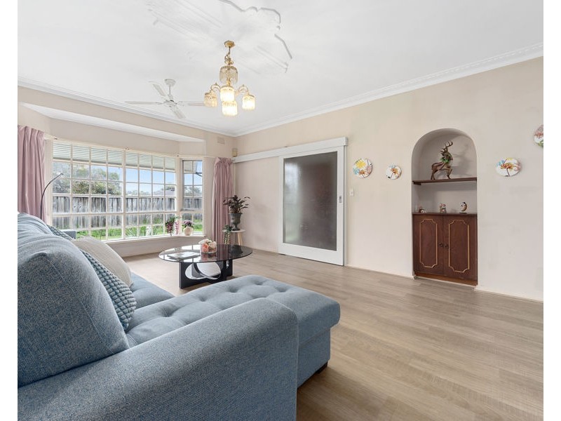 5 Glenfern Road, Ferntree Gully VIC 3156